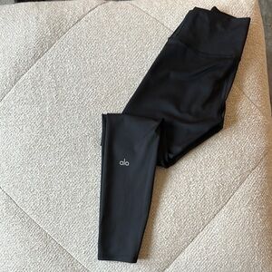 Alo Black Airlift Leggings